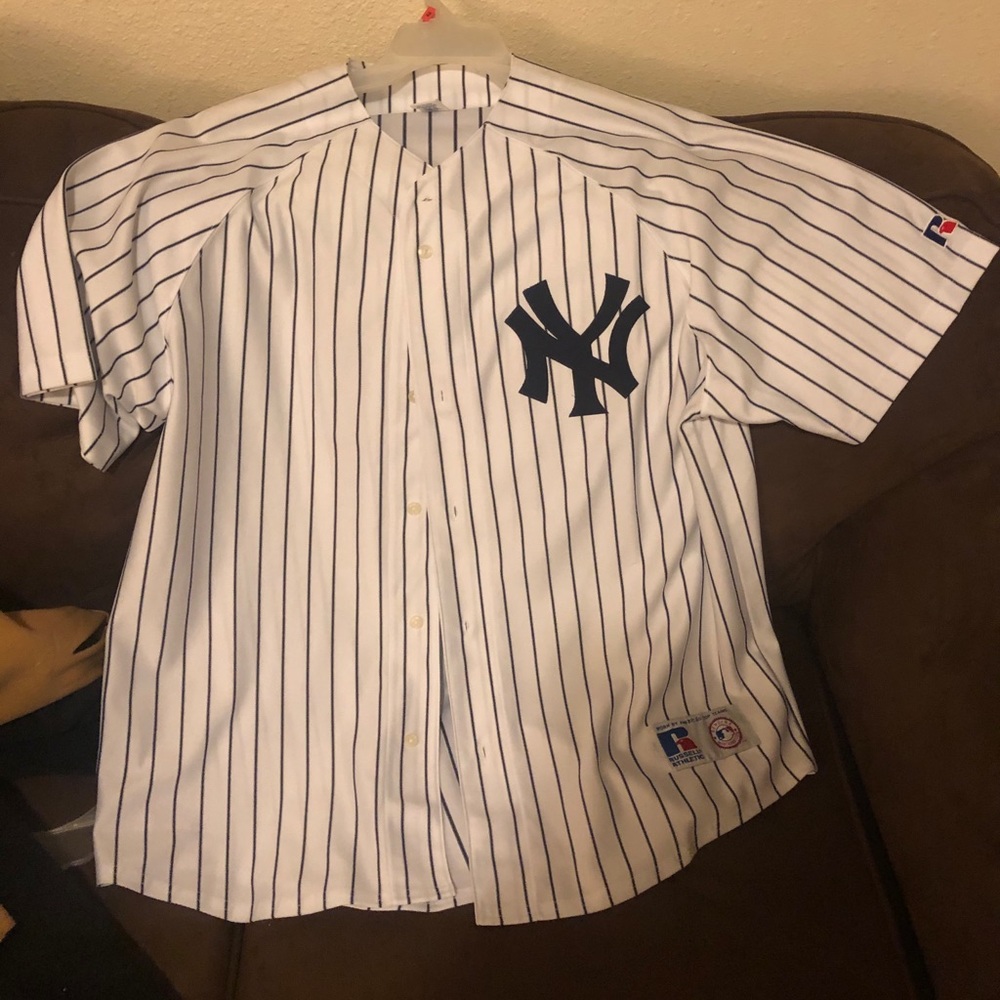 New York Yankees men’s baseball jersey